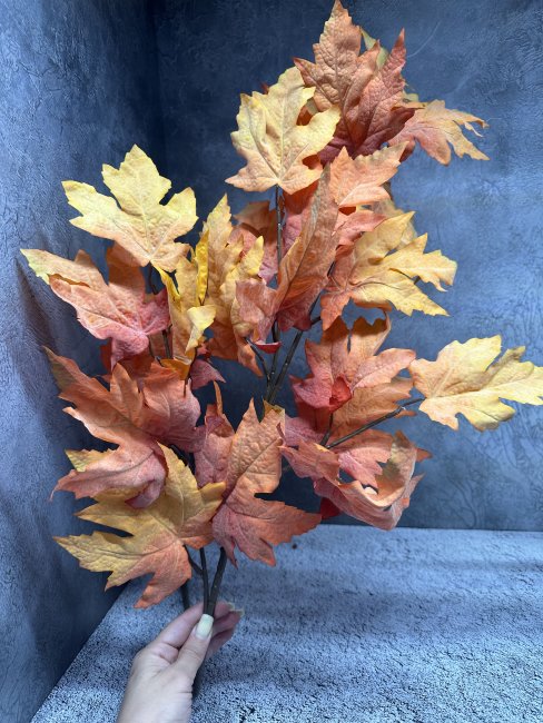 Ветка клена ВК 1830-3